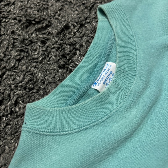 Champion Crewneck - Picture 3 of 4